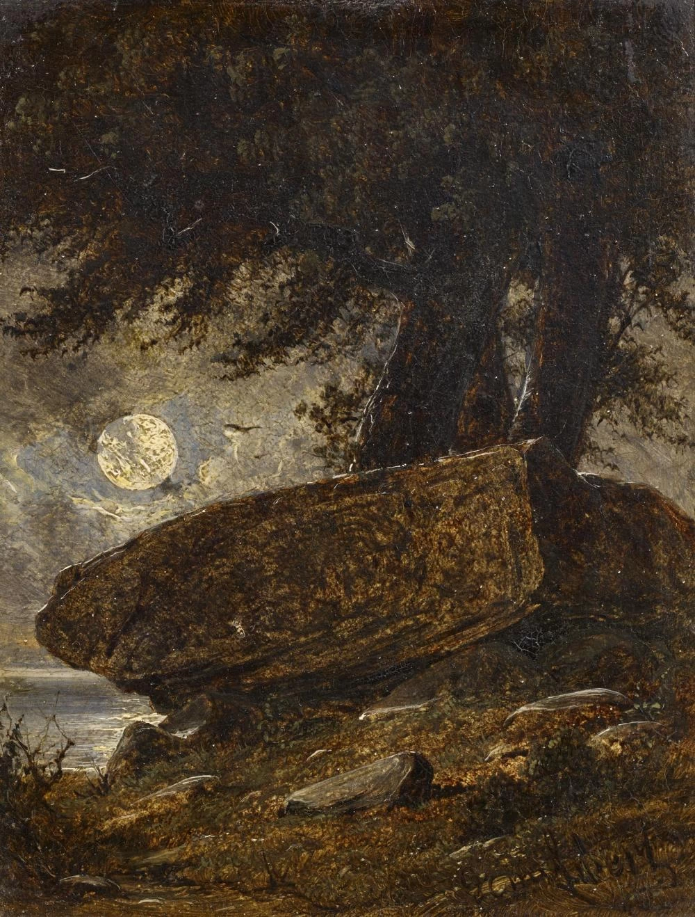 Tomba megalitica sulla costa illuminata dalla luna piena. Studio